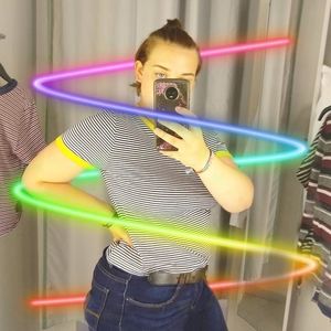 Meet your Posher, Emi